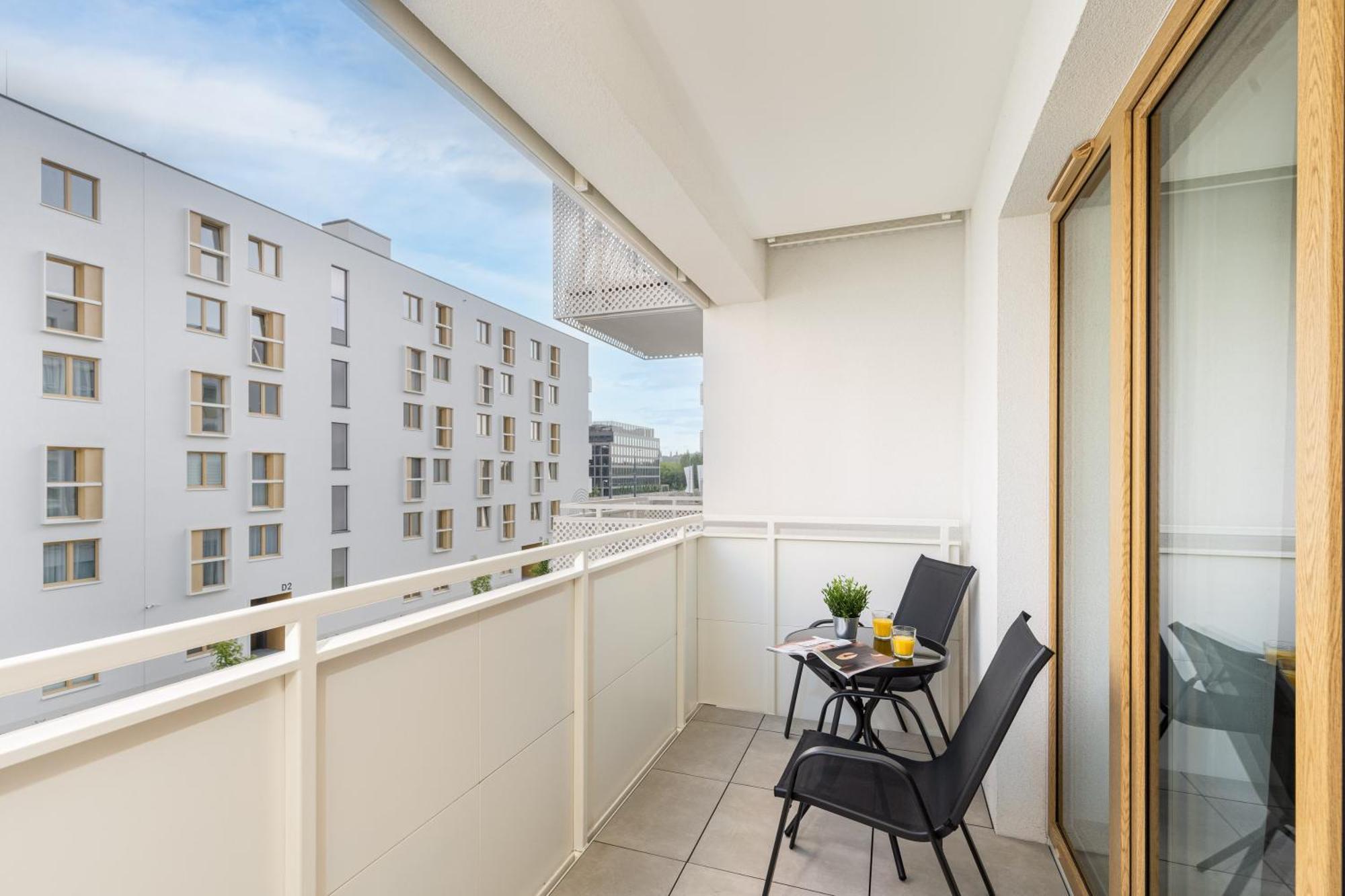 Saska Park Apartament *